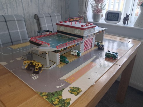 Large eddie stobart warehouse - large,